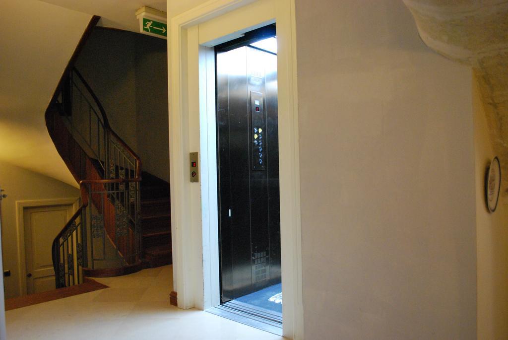 Palazzo Sottile Meninni - Classic Rooms Experience Γκραβίνα Εξωτερικό φωτογραφία
