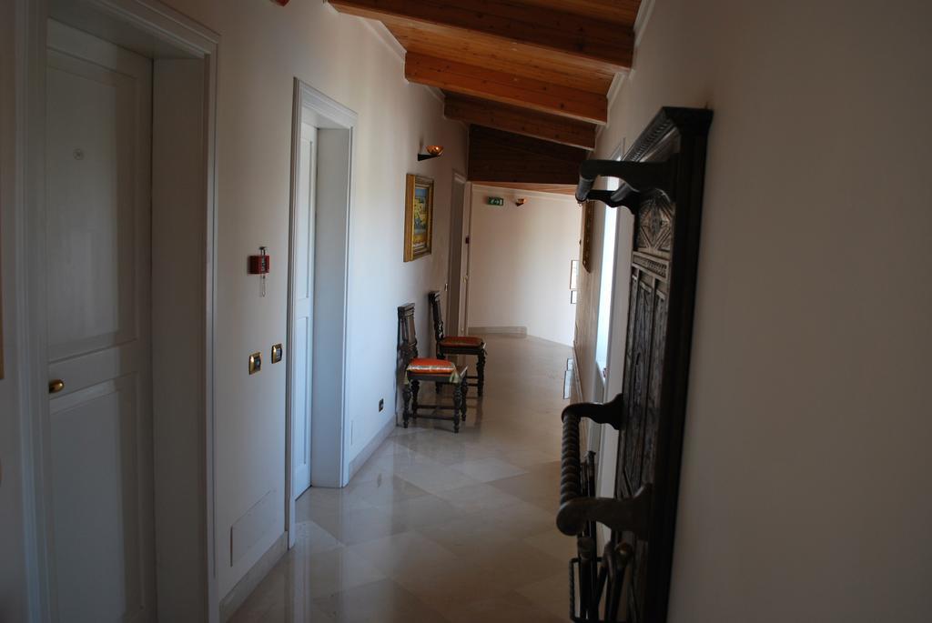 Palazzo Sottile Meninni - Classic Rooms Experience Γκραβίνα Εξωτερικό φωτογραφία