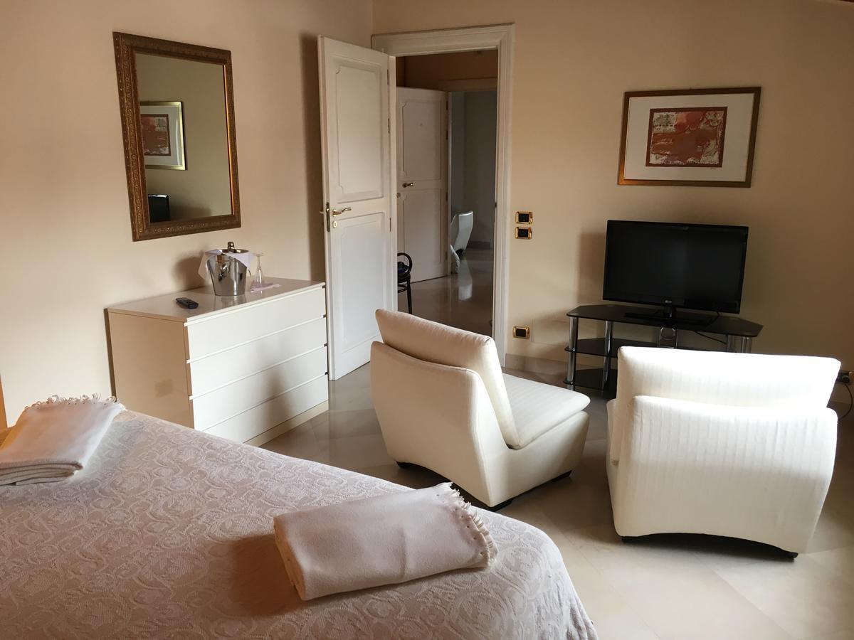 Palazzo Sottile Meninni - Classic Rooms Experience Γκραβίνα Εξωτερικό φωτογραφία