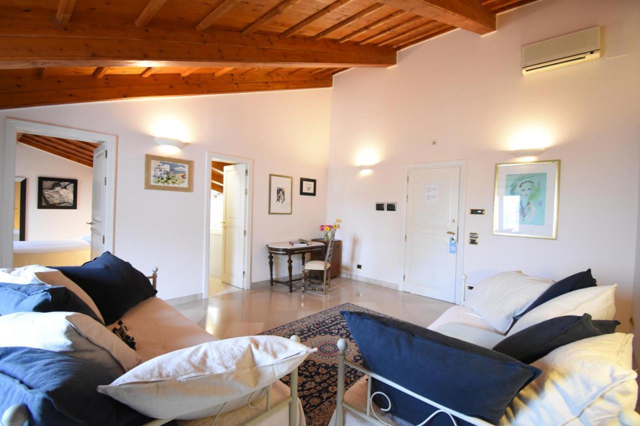 Palazzo Sottile Meninni - Classic Rooms Experience Γκραβίνα Εξωτερικό φωτογραφία