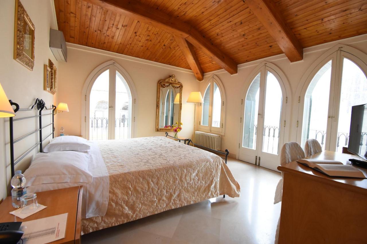 Palazzo Sottile Meninni - Classic Rooms Experience Γκραβίνα Εξωτερικό φωτογραφία